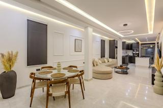 Private Luxury Penthouse Marrakech with Jacuzzi & Pool - 7