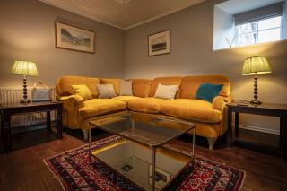 Dunvegan Castle Rose Valley Cottage - 9