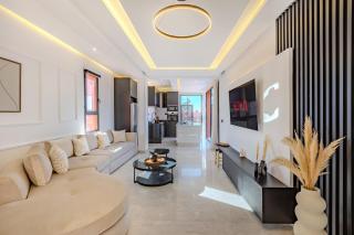 Private Luxury Penthouse Marrakech with Jacuzzi & Pool - 3