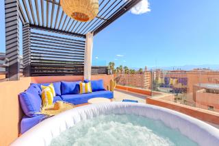 Private Luxury Penthouse Marrakech with Jacuzzi & Pool - 9