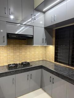 Modern 4BR Flat, Ensuite Rooms, Prime Sylhet Spot - Sylhet - 6