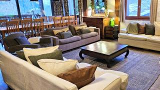 Alpine Chalet with Mountain Views - Les Gets - 1