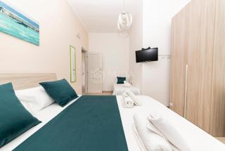 La Torre Apartments - 5