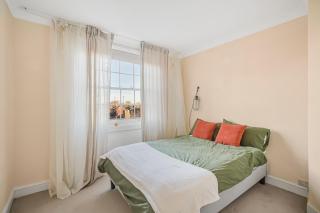 Cosy 1Bed Flat with Private Garden in Greenwich - 6