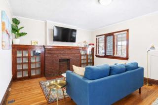 Tibet Twins 2 Retreat for 6 - 0