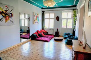 Kinky boudoir, cosy & beautiful - 7