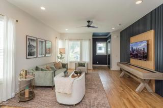 This Must Be The Place - 7