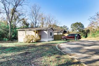 1 Mi to Dtwn Enterprise Pet-Friendly Home with Yard - 7