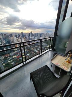 1Bedroom Gramercy Penthouse Makati - 6