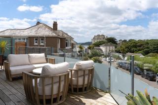 Spacious House nr Castle Beach Parking & Sauna - 5