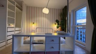 Cozy Studio with Balcony near Chopin Airport - 9