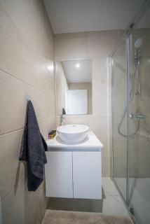 Seaview Quartz Suite in Mackenzie Larnaca - 9