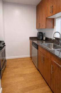 Bright Midtown West 1BR with Skyline Views - 1