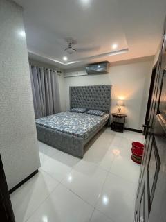 Beautiful 2 bedroom apartment - 9