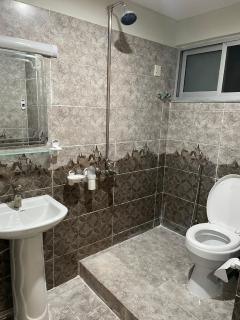 Beautiful 2 bedroom apartment - 3