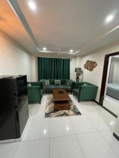 Beautiful 2 bedroom apartment - 2