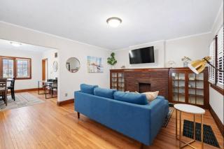 Tibet Twins 2 Retreat for 6 - 1