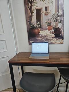 Digital Nomad Friendly,7 Min to Itaewon,8 Guest House,Hanbok , Han River Ramen Experience ,Private Terrace, Long-Stay Welcome - 6