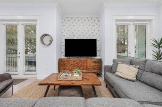Beachwood Hideaway - 9