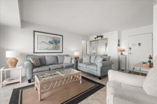 2 Bedroom 9400 Building Condo with Gorgeous Side Ocean View - 6
