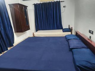 Poonthanam guest house - 8