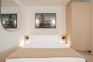 Modern Loft with Balcony & View of Parque Mexico - 3