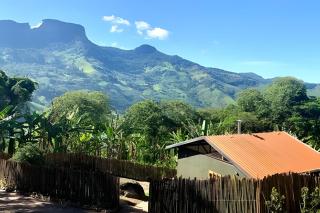 Yoyoma Cabin, Perfect Charming Getaway for Couples - 5