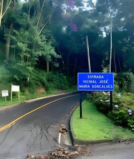 Yoyoma Cabin, Perfect Charming Getaway for Couples - 2