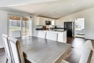 Steps to Winery! Updated Farmhouse in Holt - 9