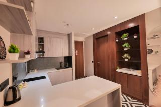 Galaxy Blue Sapphire Plaza Studio - 5