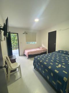 Salguero Habitaciones y Aptos cerca al mar - 1