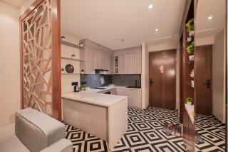 Galaxy Blue Sapphire Plaza Studio - 1