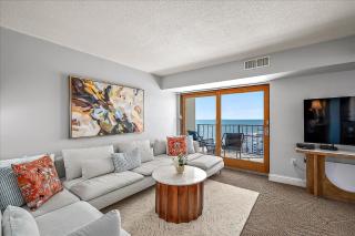 Updated 2 Bedroom Condo at the 9400 Building with Ocean Views! - 7