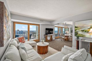 Updated 2 Bedroom Condo at the 9400 Building with Ocean Views! - 5