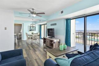 Newly Renovated 2 Bedroom Ocean Front Condo with Outdoor Pool! - 8