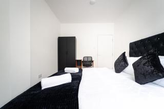 LUX 2BDR Flat By Luton Station, Airport, City Centre - 30min to King's X St Pancras International - 3