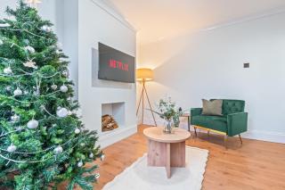 #92 Stylish 3 bedroom home Coventry - Allesley - 5