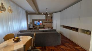 Stan na dan Sara Novi Sad - u blizini centra grada - 1