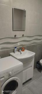 DeLuxe Mtatsminda V - 4