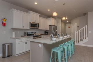 Zion Village 339 3 Bed, 2 and a half Bath, Game Systems, Mister System, and Community Pool - 4