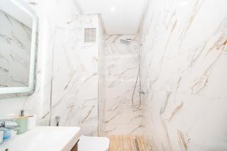 Modern 3-slaapkamerappartement met privé parking nabij het stadion - 1