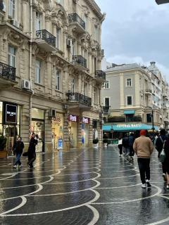 Centrally Located Hotel - 6