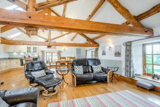 3 Bed in Outgate oc-gl018 - 5