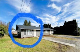 Cozy 2B1B 1 King 1 Queen• Remodeled• Wifi• Parking - 6