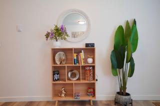 Cozy 2B1B 1 King 1 Queen• Remodeled• Wifi• Parking - 4