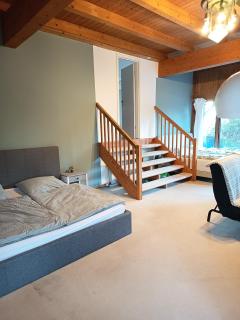 Großes Zimmer mit eigener Terrasse - 1