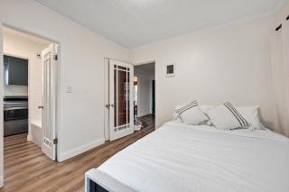 San Diego Oasis with Private Hot Tub Near Zoo, Balboa Park and Beaches - 1