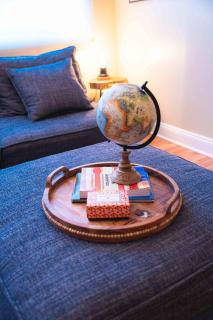 Bright and Hip 2BR Condo in Heart of Ohio City - 5