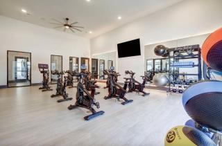 Blueground Lost Plains pool pet area wd ATX-271 - 9