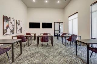 Blueground Lost Plains pool pet area wd ATX-271 - 5